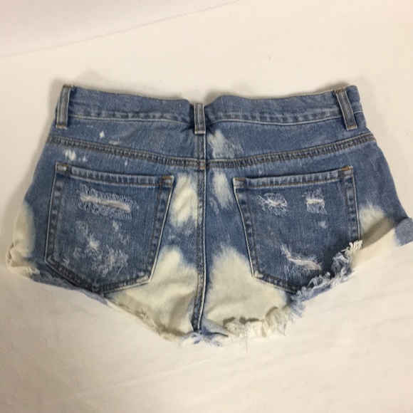Bullhead Jean shorts - Picture 2 of 2